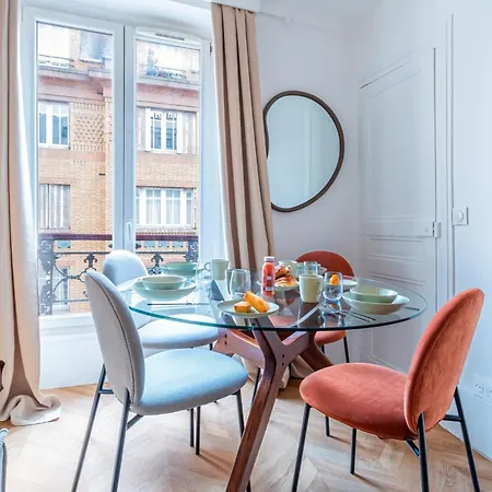 Apartment Design Invalides Bon Marche - Iv